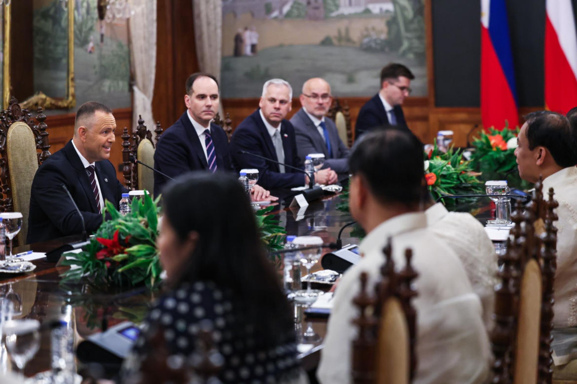 Karol Nawrocki z żoną na historycznych rozmowach na Filipinach