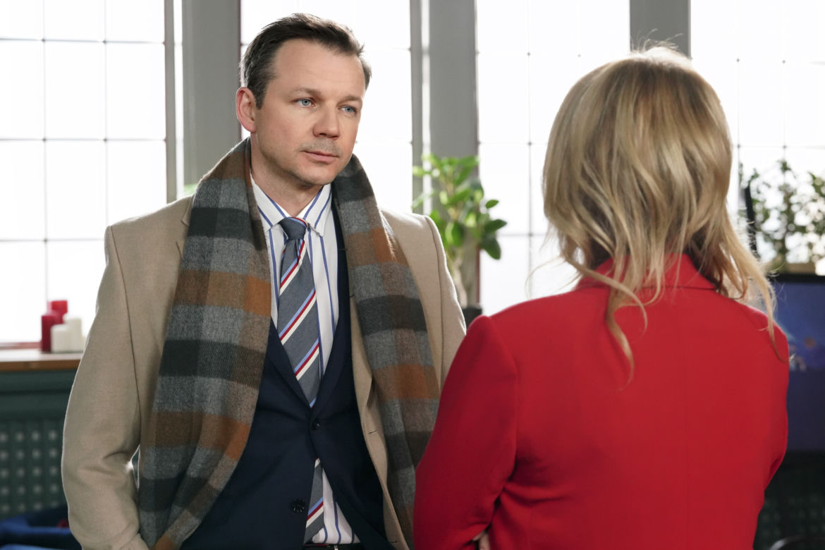 	Barwy szczęścia odc. 2829: Bruno (Lesław Żurek). Karolina (Marta Dąbrowska)