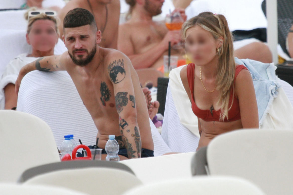  Bartosz Bereszyński i Mateusz Klich smażą się na plaży