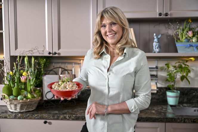 Ewa Wachowicz na przestrzeni lat