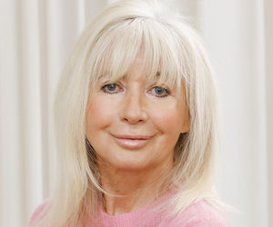 Pamiętacie sędzię Annę Marię Wesołowską? Tak dziś wygląda gwiazda telewizji. Aż trudno uwierzyć, że ma 71 lat!