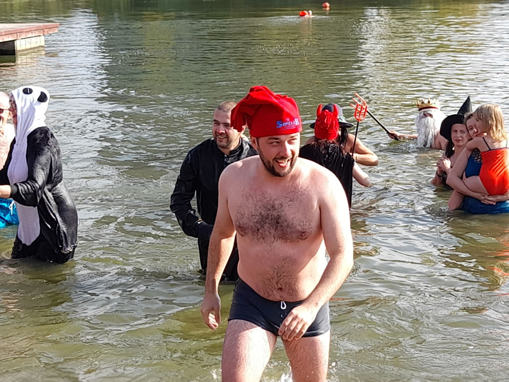 Rzeszowskie morsy z „Sopelka” rozpoczęły sezon. Zobaczcie zdjęcia! 