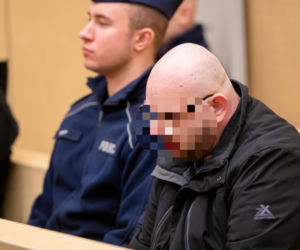 Przed Sądem Okręgowym w Poznaniu stanęli oskarżeni o porwanie i próbę zgwałcenia 16-latka