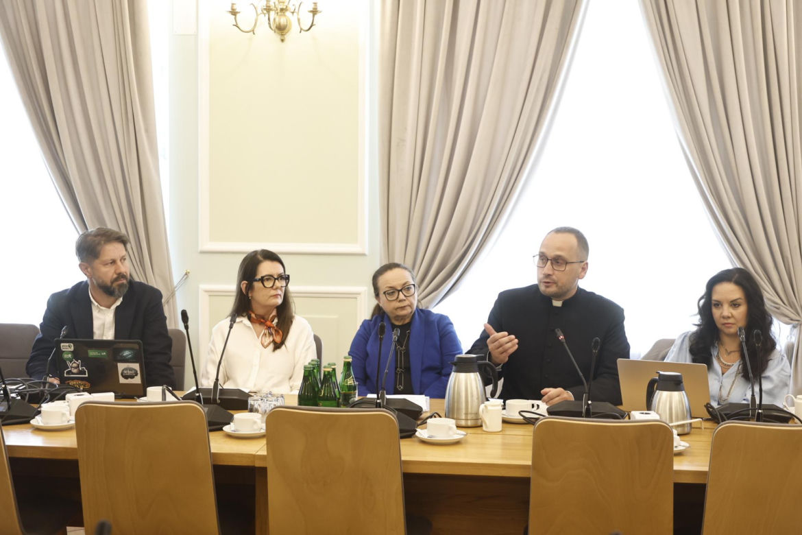 Dymińscy szukają syna już trzeci rok. Ślad urywa się na moście w Warszawie
