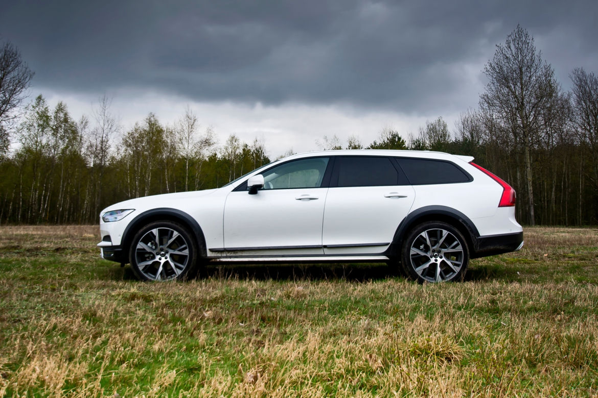 Volvo V90 Cross Country T6