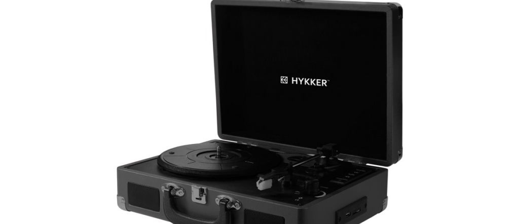 HYKKER.