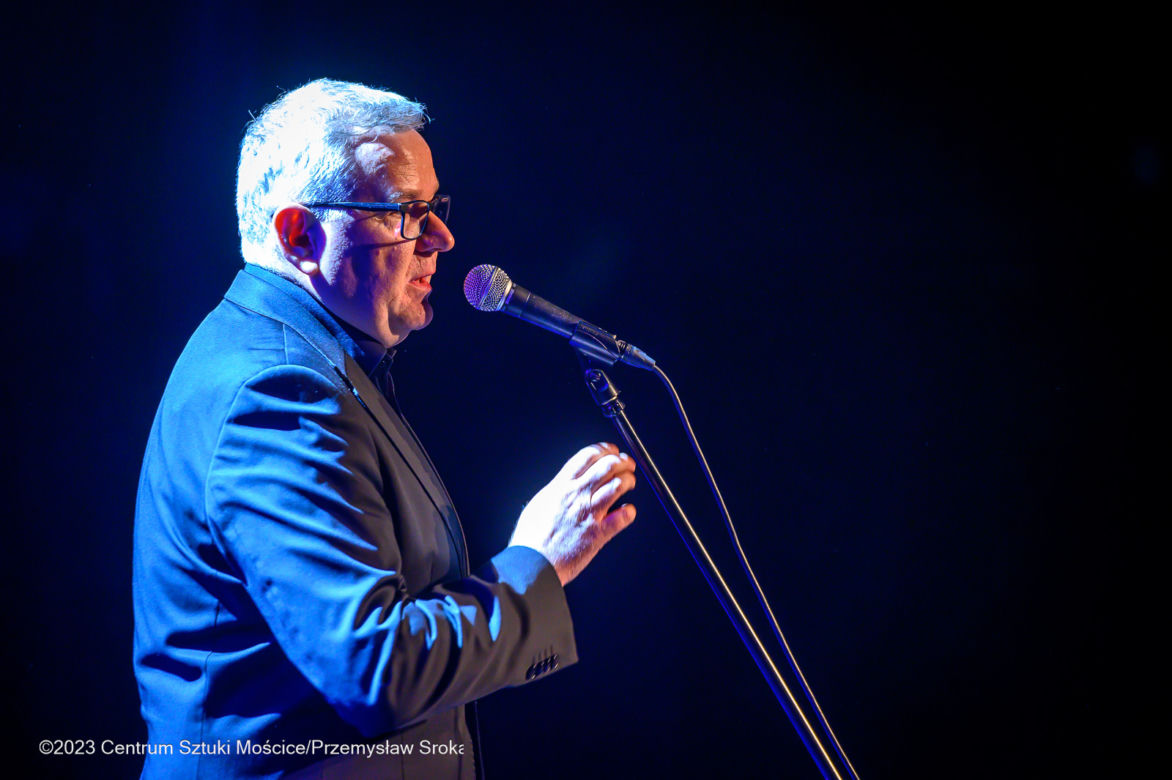 Koncert Artura Andrusa w Centrum Sztuki Mościce