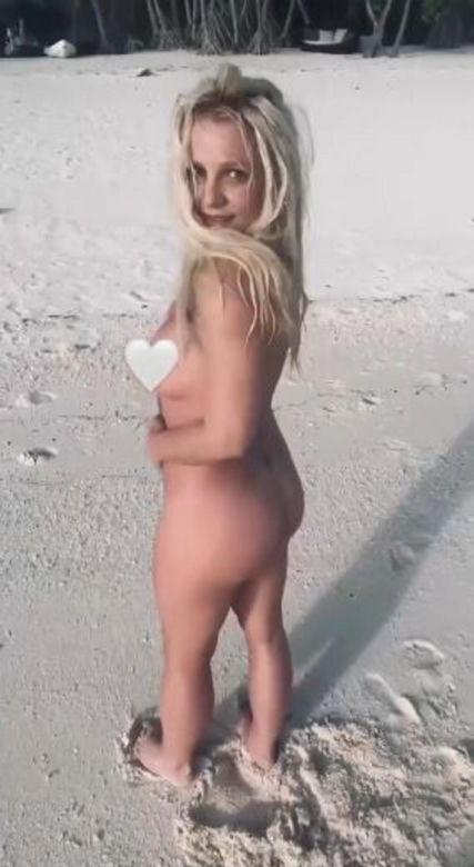 Britney poszła na całość! Fani w szoku, pokazała się nago jak nigdy dotąd