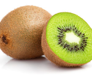 7. Kiwi – 59 mg/100 g