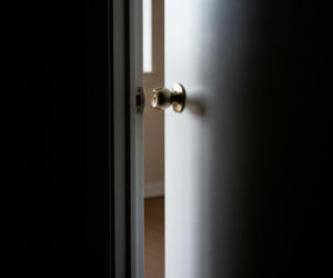 Pożar figury Matki Boskiej. Co ujawniły wstępne ustalenia śledczych?