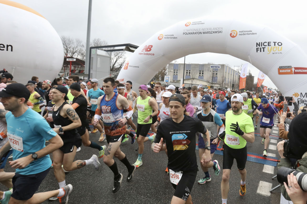 17. Półmaraton Warszawskie. Gigantyczne utrudnienia w stolicy. Ulicami przebiegnie 15 tysięcy osób!