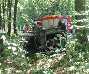 Koszmarny wypadek w powiecie kołobrzeskim. Nie żyje jedna osoba, troje dzieci w szpitalu