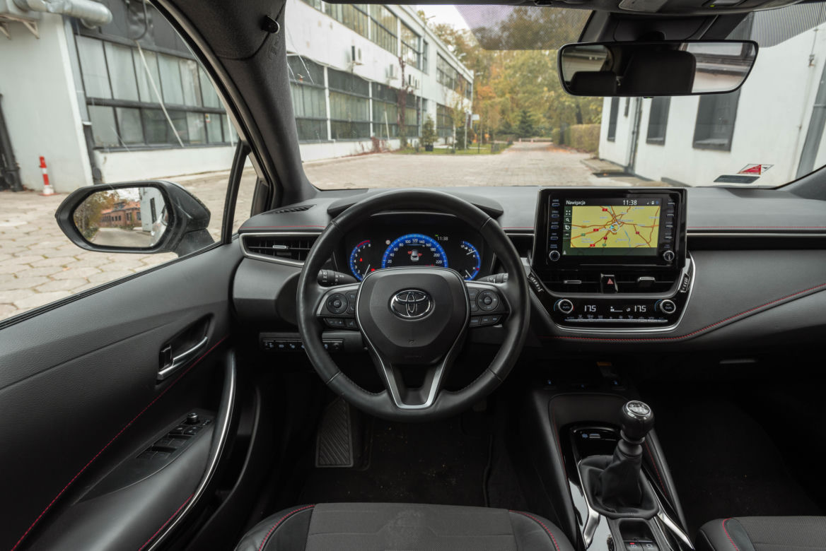 Toyota Corolla Hatchback 1.2 Turbo 116 KM 6 M/T 