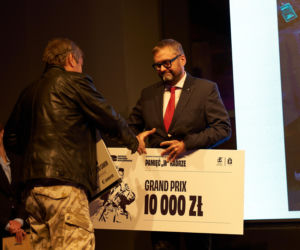 Chwalimyy się! Fotoreporter Super Expressu nagrodzony. Piotr Grzybowski z Grand Prix konkursu Pamięć W Kadrze