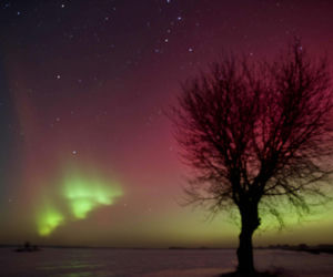 Niesamowite zjawisko nad Świętokrzyskim. Zorza polarna rozświetliła niebo!