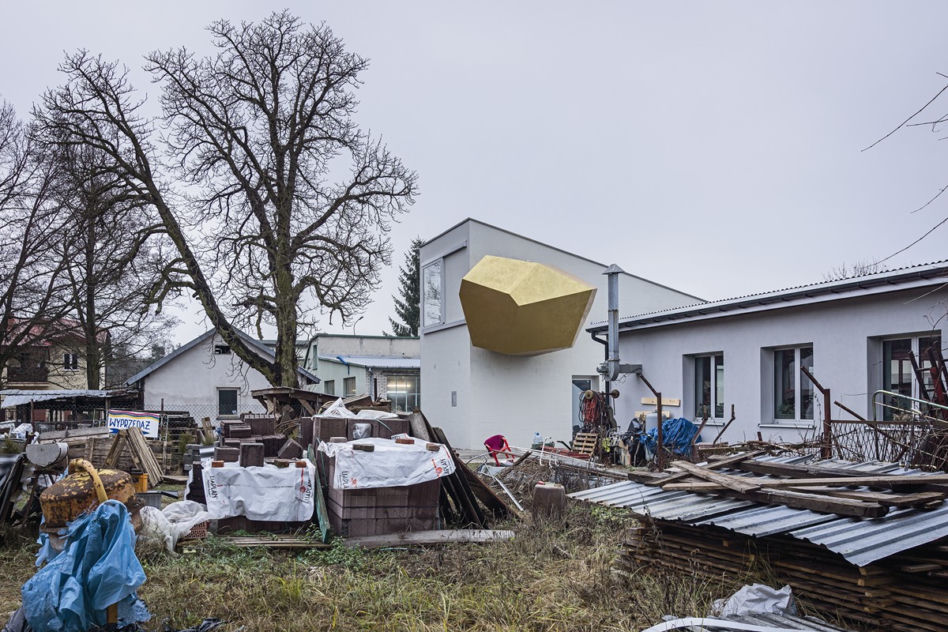 Dom z pracownią artysty na Wesołej