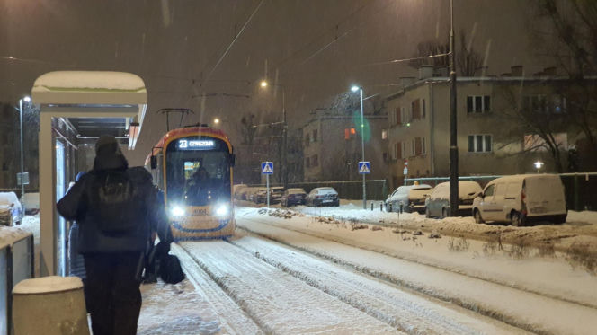 Zimowe utrudnienia w Warszawie