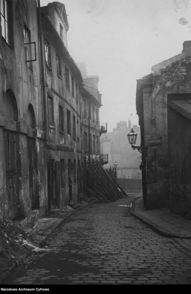 Ul. Brzozowa w Warszawie