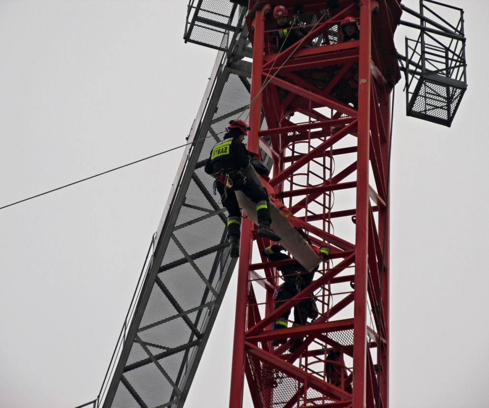 Tragedia na budowie osiedla Avia: Związkowcy wyliczają zaniedbania [AUDIO]