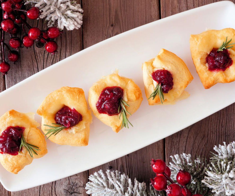 wytrawne ciastka francuskie z żurawiną i serem