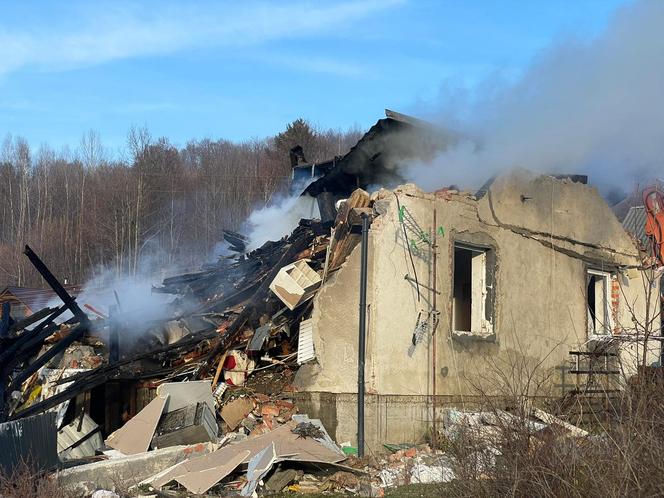 Wybuch gazu w Ustroniu. Strażacy wyciągali spod gruzów ciało przyjaciela
