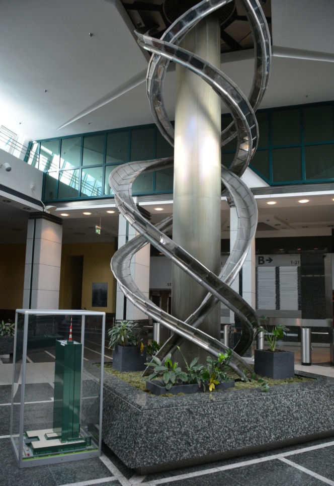 Wieżowiec Intraco w Warszawie - stan na 2026 rok