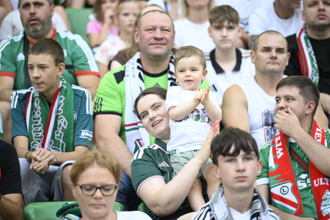 Legia Warszawa - Zagłębie Lubin: Zdjęcia kibiców