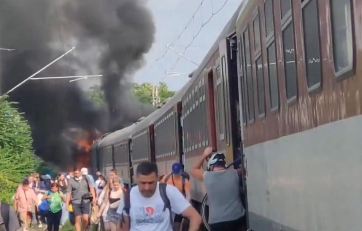 Tragiczny wypadek na Słowacji. Pociąg zderzył się z autobusem 