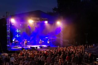 Nadciąga 6. Festiwal Smaków w Biskupcu! Miód, Muzyka i Niezapomniane Emocje!