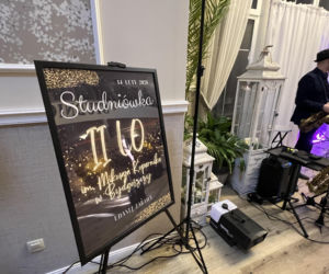 Studniówka pełna blasku i emocji! Tak bawili się maturzyści II LO w Bydgoszczy [ZDJĘCIA]