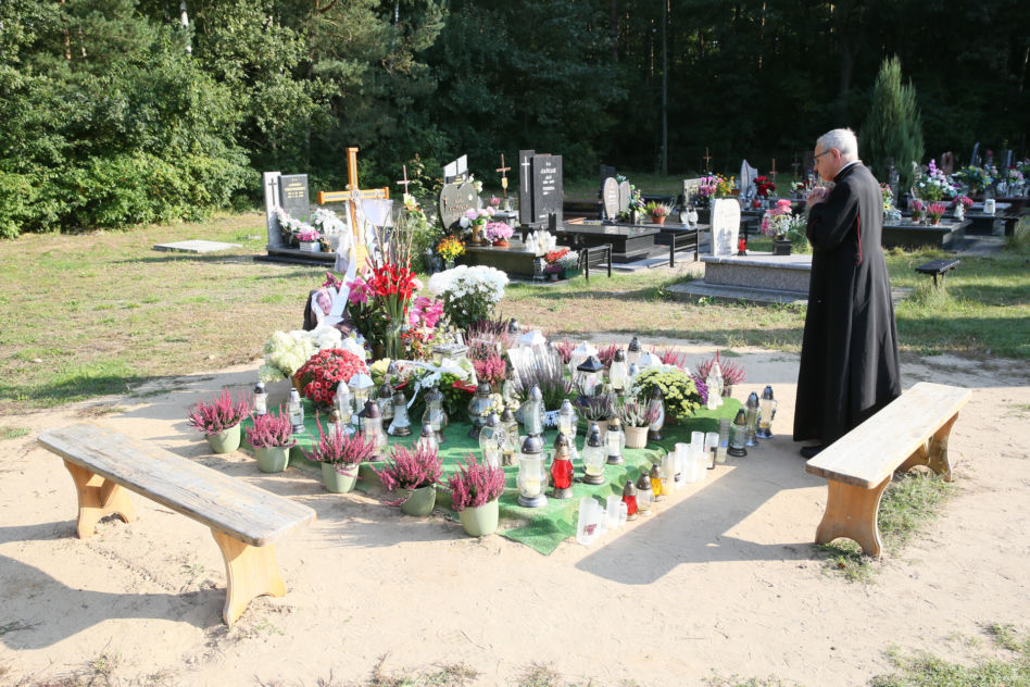 Zaduma nad grobem Krawczyka. Krzysztof Junior, Lichtman, biskup Długosz