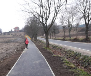 Buduje się dzięki Warmińskiej Łynostradzie. Jest nowa ścieżka rowerowa 