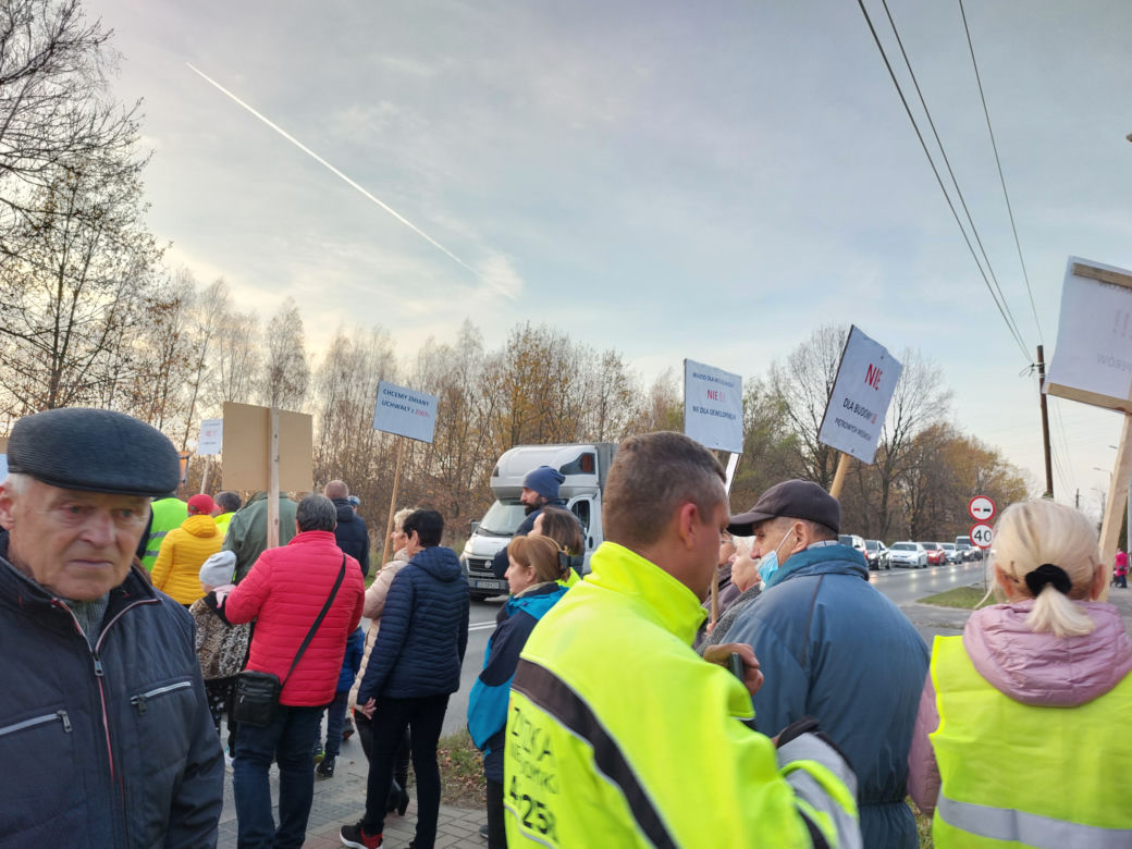 Protest mieszkańców Kostuchny przeciwko budowie wieżowców