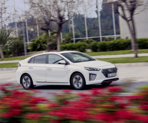 Hyundai IONIQ Plug-in lifting 2019