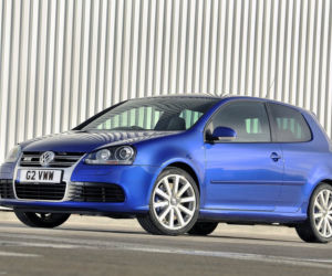 Volkswagen Golf V R32 - 2005
