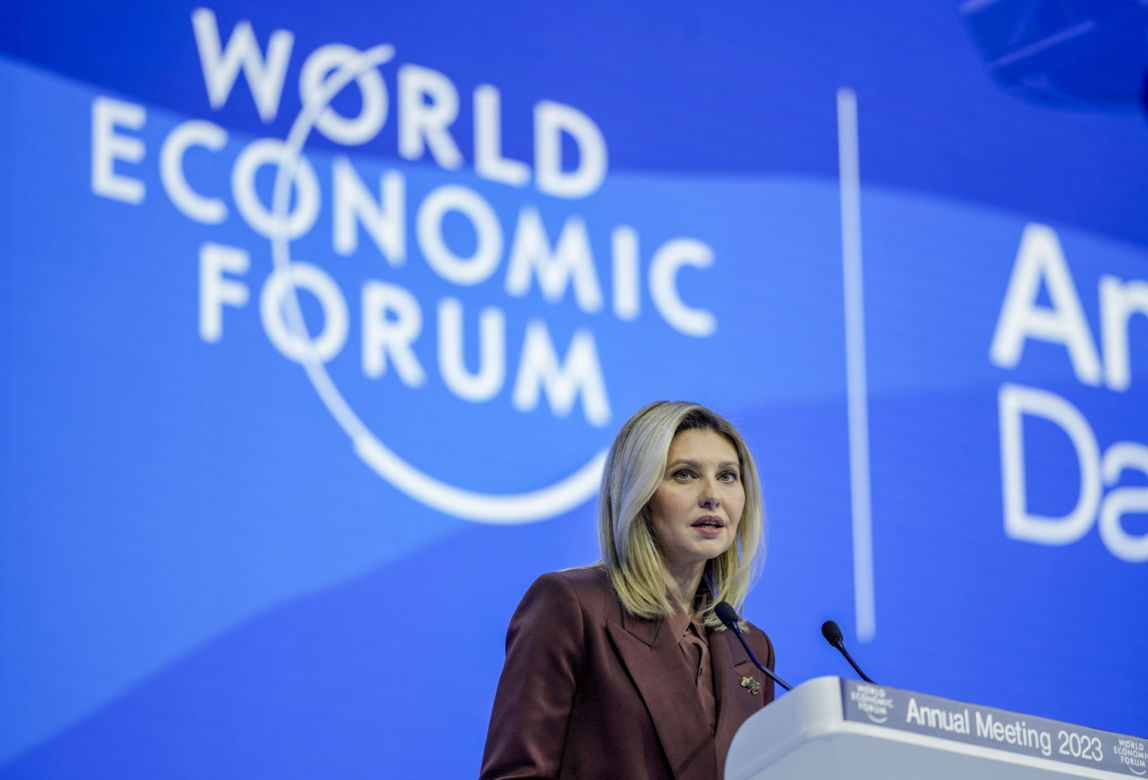 Ołena Zełenska w Davos ostrzega świat przed Rosją "Może spróbować rozszerzyć wojnę na inne kraje"