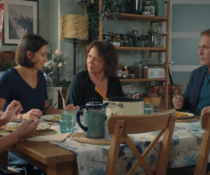 M jak miłość odc. 1908. Barbara (Teresa Lipowska), Artur Rogowski (Robert Moskwa), Agnes (Amanda Mincewicz), Marysia (Małgorzata Pieńkowska)