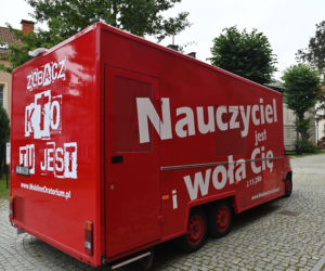 Kiedyś sklep na kółkach, teraz... mobilna kaplica! 