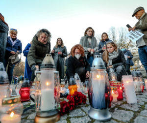Cała Polska poruszona śmiercią Izy
