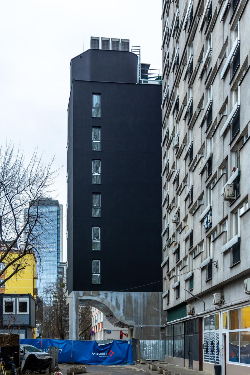 Apartamentowiec Krochmalna 44 w Warszawie
