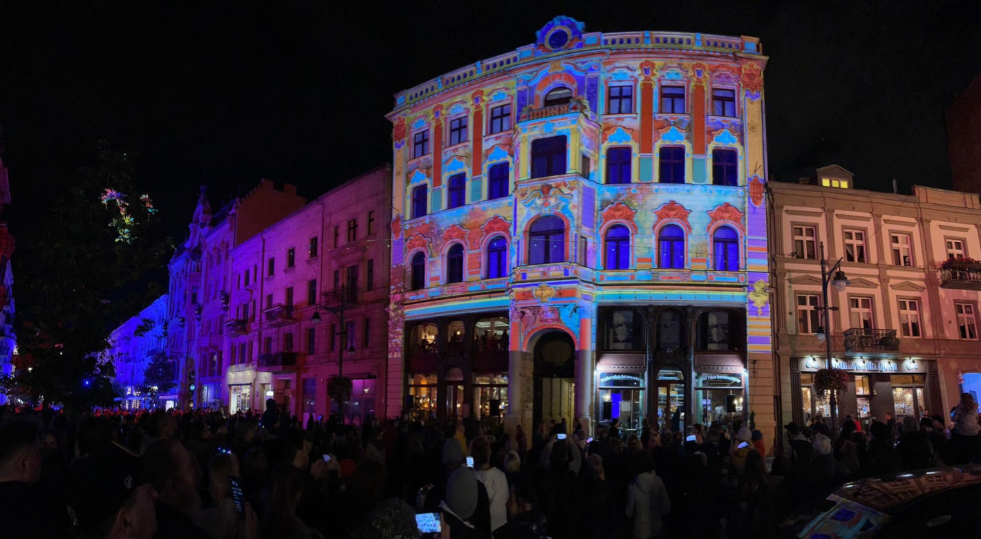 Light Move Festival 2023. Zobacz, jak wyglądały zeszłoroczne mappingi [GALERIA] 