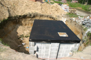 Szambo zimą — czy trzeba się martwić podczas dużych mrozów?