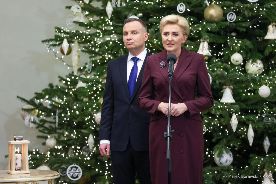Świąteczne stylizacje Agaty Dudy 