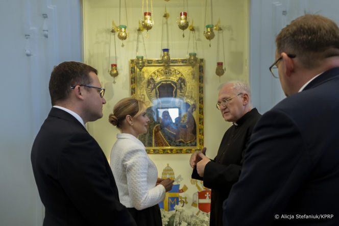 Marta Nawrocka ruszyła w samodzielną podróż do Austrii. Co tam robiła?