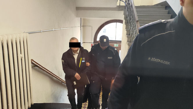 Ksiądz Ryszard G. w sądzie w Sosnowcu