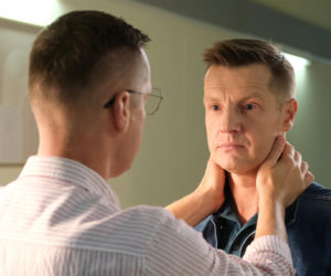 M jak miłość, odcinek 1908: Piotrek dobije Pawła po śmierci Franki! Poświęci brata bliźniaka, aby uratować Kingę - ZDJĘCIA