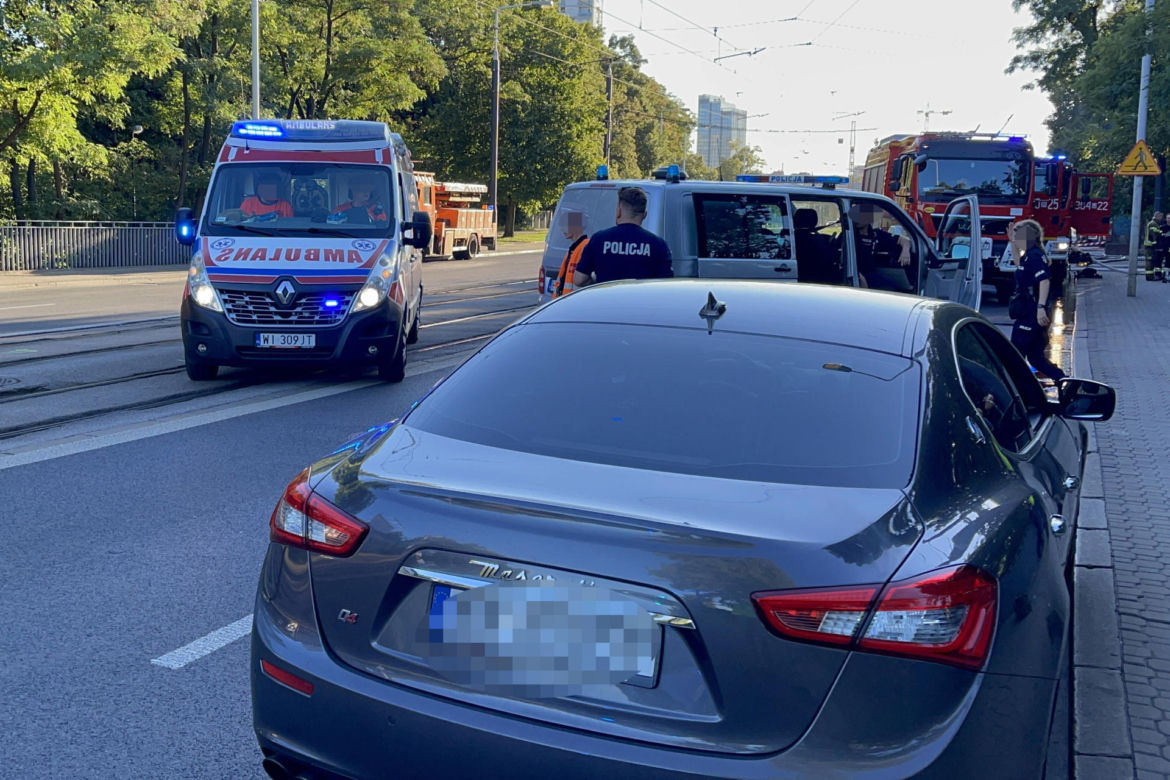 Policjantka spryskała policjanta gazem pieprzowym. Nieudolna interwencja w Śródmieściu