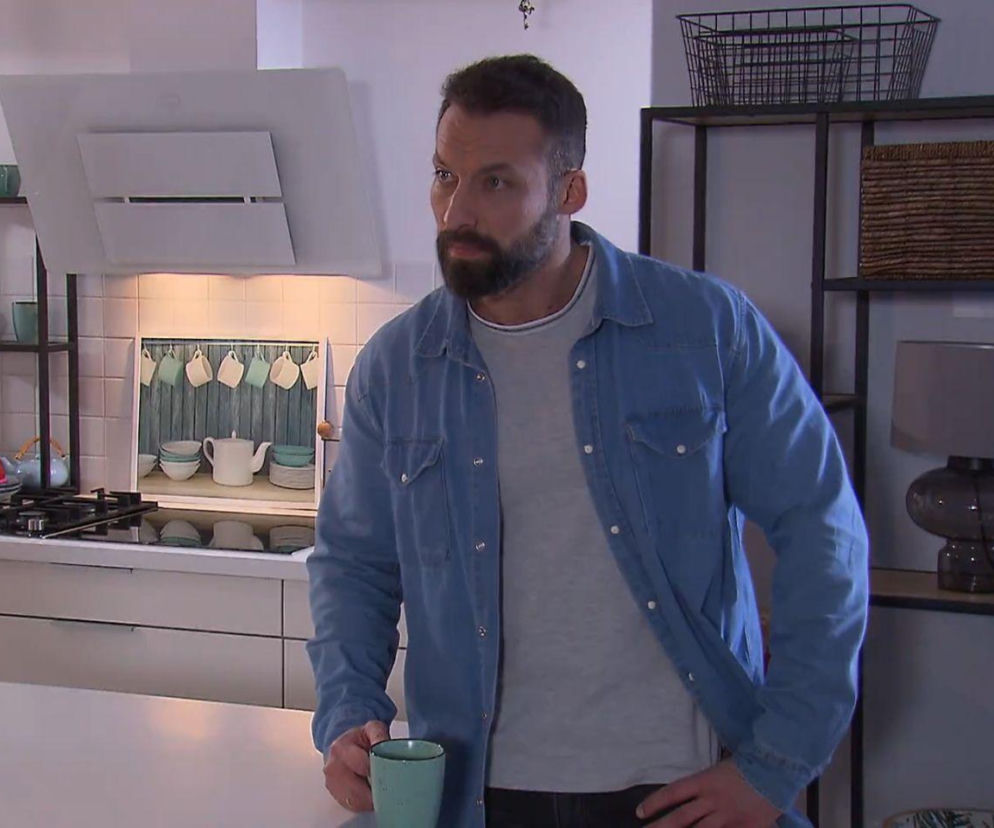 Klan, odcinek 4668: Bartek zjawia się z pierścionkiem, by wyjaśnić Zuzie kim jest kobieta, z którą go widziała