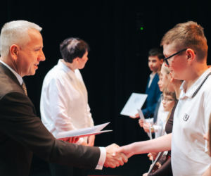 Najzdolniejsi uczniowie odebrali stypendia Prezydenta Miasta Siedlce