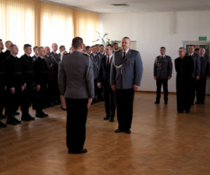 Ślubowanie młodych policjantów